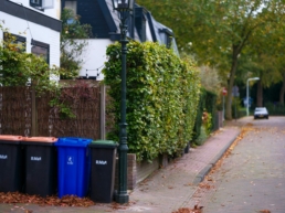 conteneurs poubelles sortis et rentrés parles agents ripeurs.euses