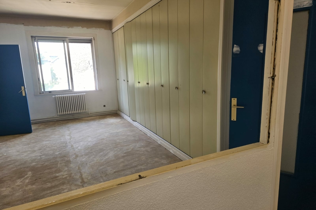 Photographie des travaux de rénovation dans les futurs locaux d'INTERMED situés au 2 rue de l'Industrie à Besançon